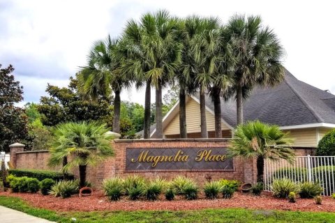 Condominio en alquiler en Gainesville, Florida, 3 dormitorios, 144.46 m2 № 2133675 - foto 4