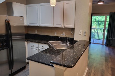 Condominio en alquiler en Gainesville, Florida, 3 dormitorios, 144.46 m2 № 2133675 - foto 13