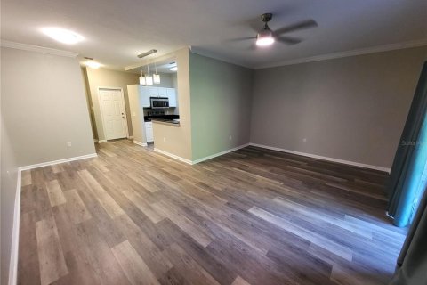 Condominio en alquiler en Gainesville, Florida, 3 dormitorios, 144.46 m2 № 2133675 - foto 16