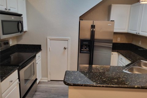 Condominio en alquiler en Gainesville, Florida, 3 dormitorios, 144.46 m2 № 2133675 - foto 11