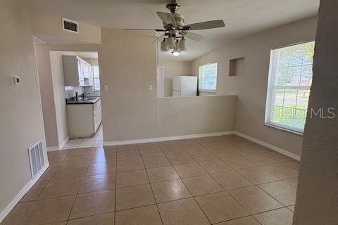 Casa en alquiler en Seminole, Florida, 3 dormitorios, 110.37 m2 № 1851063 - foto 3