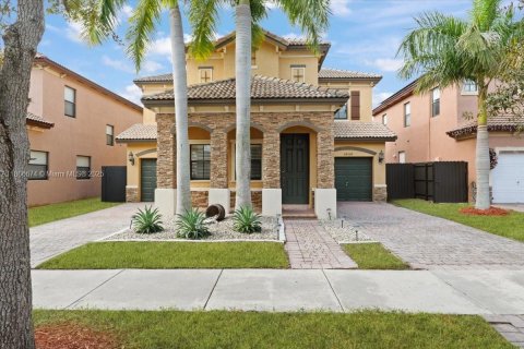 Villa ou maison à vendre à Homestead, Floride: 4 chambres, 231.7 m2 № 1930011 - photo 15