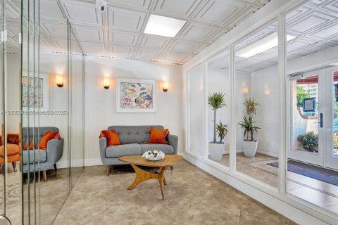 Condominio en venta en Pompano Beach, Florida, 2 dormitorios, 91.97 m2 № 2071154 - foto 24