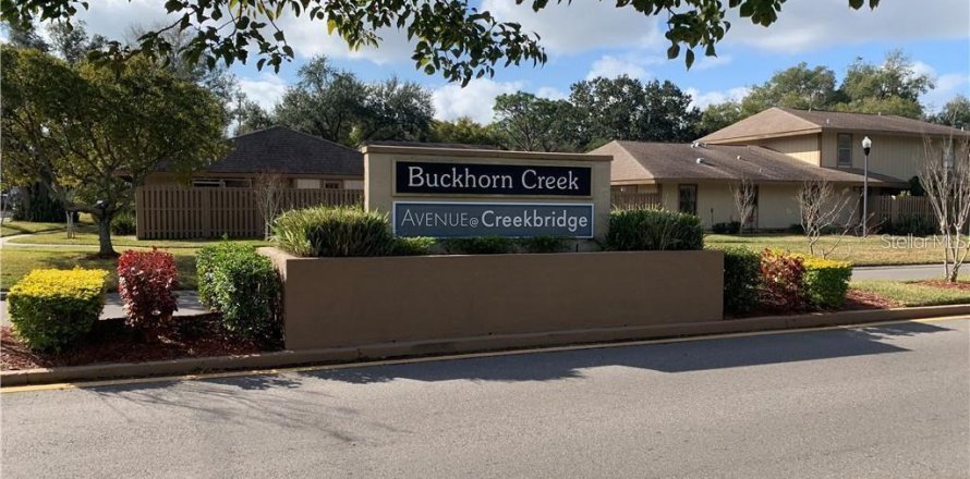 Touwnhouse à Brandon, Floride 3 chambres, 116.69 m2 № 2223517