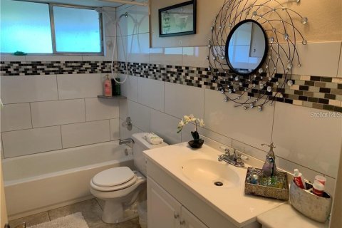 Touwnhouse à louer à Brandon, Floride: 3 chambres, 116.69 m2 № 2223517 - photo 11