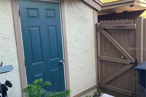 Touwnhouse à louer à Brandon, Floride: 3 chambres, 116.69 m2 № 2223517 - photo 3