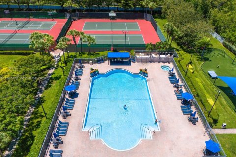 Touwnhouse à vendre à Hollywood, Floride: 3 chambres, 162.39 m2 № 1998174 - photo 25