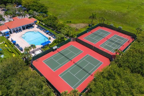 Touwnhouse à vendre à Hollywood, Floride: 3 chambres, 162.39 m2 № 1998174 - photo 21