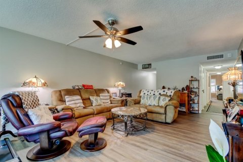 Condominio en venta en Largo, Florida, 2 dormitorios, 133.78 m2 № 1597813 - foto 6