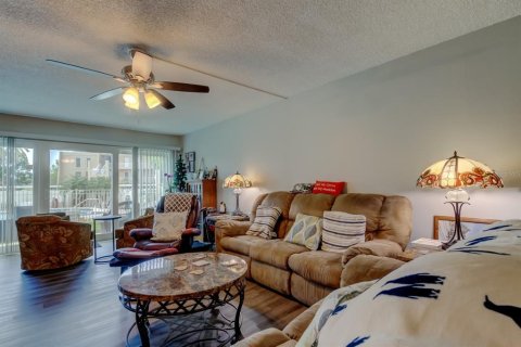 Condominio en venta en Largo, Florida, 2 dormitorios, 133.78 m2 № 1597813 - foto 3