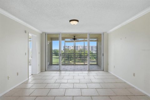 Condo in Bradenton, Florida, 2 bedrooms  № 2224958 - photo 4