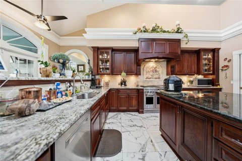 Casa en venta en Port Charlotte, Florida, 6 dormitorios, 776.48 m2 № 2143665 - foto 12
