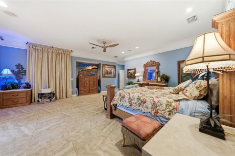 Casa en venta en Port Charlotte, Florida, 6 dormitorios, 776.48 m2 № 2143665 - foto 20