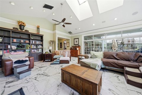Casa en venta en Port Charlotte, Florida, 6 dormitorios, 776.48 m2 № 2143665 - foto 15