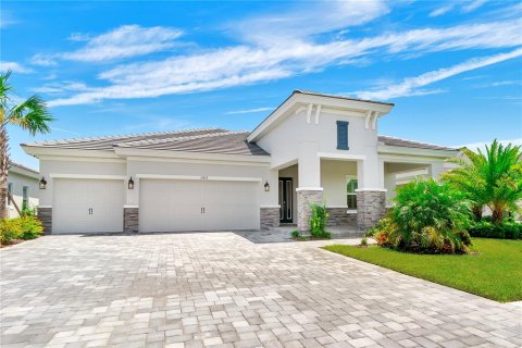 Casa en venta en Bradenton, Florida, 3 dormitorios, 238.02 m2 № 1884497 - foto 1