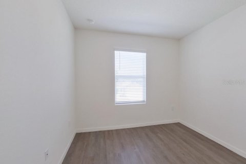 House in Leesburg, Florida 4 bedrooms, 186.45 sq.m. № 2225898 - photo 15