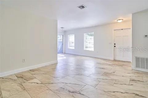 Condo in Tampa, Florida, 3 bedrooms  № 2218313 - photo 9