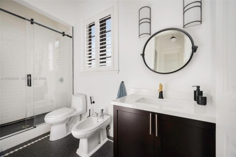 Villa ou maison à vendre à Coral Gables, Floride: 5 chambres, 472.32 m2 № 2065225 - photo 29