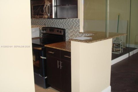Condominio en alquiler en Aventura, Florida, 1 dormitorio, 81.1 m2 № 2170311 - foto 5