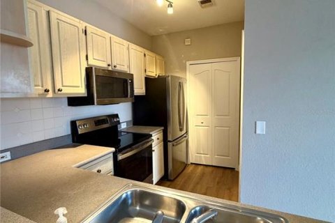 Copropriété à louer à Orlando, Floride: 2 chambres, 93.74 m2 № 2099199 - photo 6