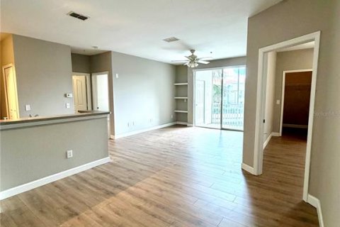 Copropriété à louer à Orlando, Floride: 2 chambres, 93.74 m2 № 2099199 - photo 3