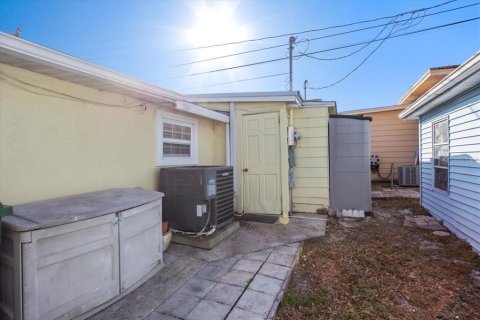 Купить виллу или дом в Брейдентон, Флорида 3 комнаты, 64.57м2, № 1520799 - фото 10