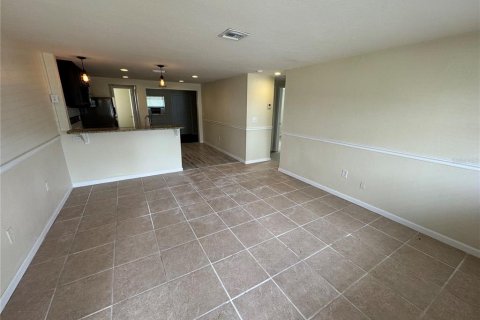 Apartamento en alquiler en Englewood, Florida, 2 dormitorios, 91.32 m2 № 1513299 - foto 2