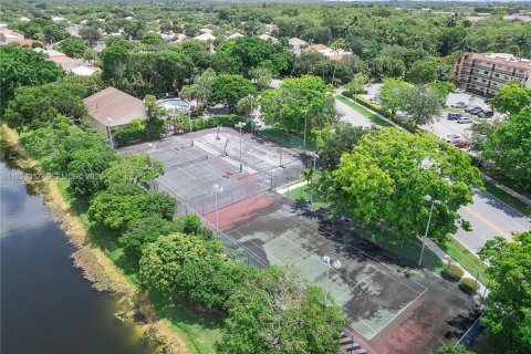 Copropriété à vendre à Coconut Creek, Floride: 1 chambre, 107.4 m2 № 2042196 - photo 24