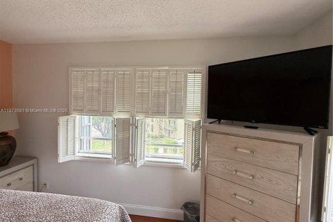 Condominio en venta en Lauderhill, Florida, 3 dormitorios, 126.35 m2 № 1980061 - foto 9