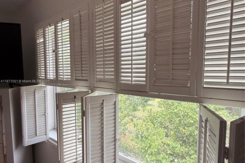 Condominio en venta en Lauderhill, Florida, 3 dormitorios, 126.35 m2 № 1980061 - foto 8