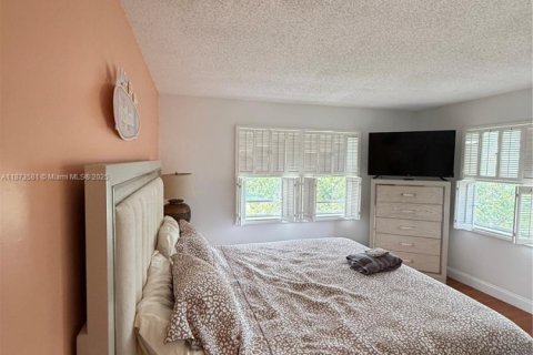 Condominio en venta en Lauderhill, Florida, 3 dormitorios, 126.35 m2 № 1980061 - foto 12