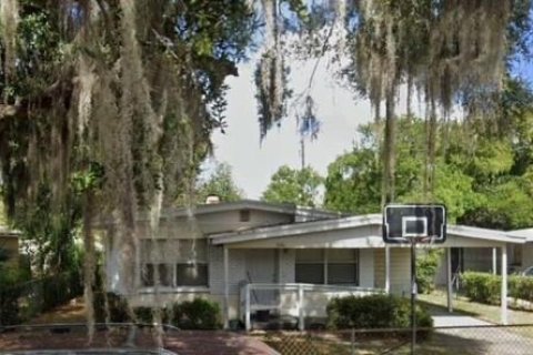 House in Tampa, Florida 2 bedrooms, 100.33 sq.m. № 1907995 - photo 1