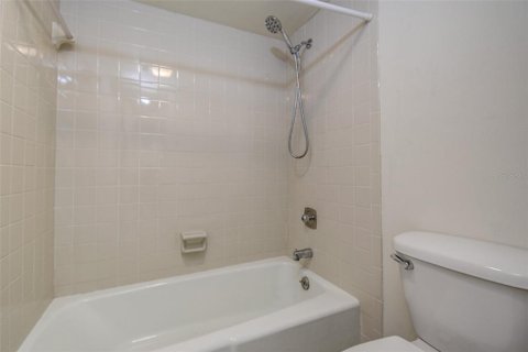 Condominio en venta en Gulfport, Florida, 2 dormitorios, 137.12 m2 № 1844544 - foto 16