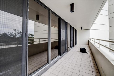 Condominio en venta en Gulfport, Florida, 2 dormitorios, 137.12 m2 № 1844544 - foto 24
