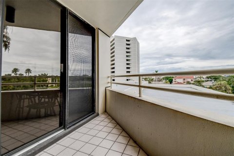 Condominio en venta en Gulfport, Florida, 2 dormitorios, 137.12 m2 № 1844544 - foto 27