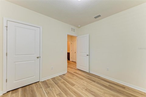 House in Palmetto, Florida 3 bedrooms, 140.84 sq.m. № 1760592 - photo 30