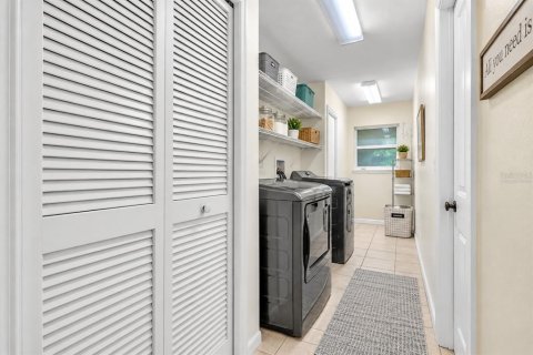 Купить виллу или дом в Порт-Шарлотт, Флорида 7 комнат, 120.68м2, № 2358368 - фото 19