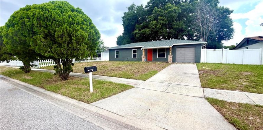 House in Ocoee, Florida 3 bedrooms, 95.13 sq.m. № 2203826