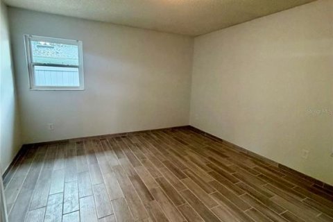 House in Ocoee, Florida 3 bedrooms, 95.13 sq.m. № 2203826 - photo 18