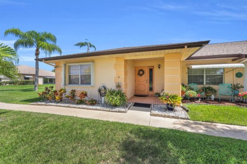Condo in St. Lucie, Florida, 2 bedrooms № 2177163