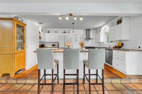 Villa ou maison à vendre à Miami, Floride: 4 chambres, 151.43 m2 № 2428101 - photo 18