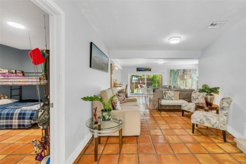 Villa ou maison à vendre à Miami, Floride: 4 chambres, 151.43 m2 № 2428101 - photo 7