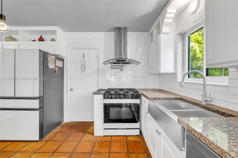 Villa ou maison à vendre à Miami, Floride: 4 chambres, 151.43 m2 № 2428101 - photo 20
