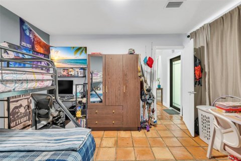 Villa ou maison à vendre à Miami, Floride: 4 chambres, 151.43 m2 № 2428101 - photo 11