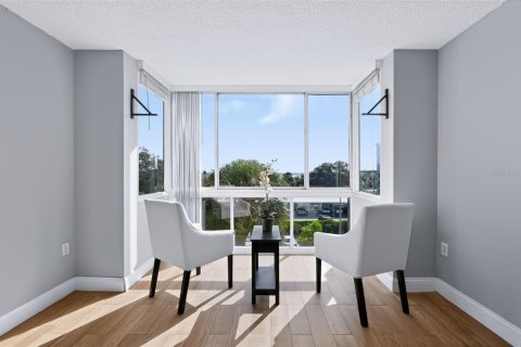 Condo in Clearwater, Florida, 2 bedrooms  № 2380947 - photo 6