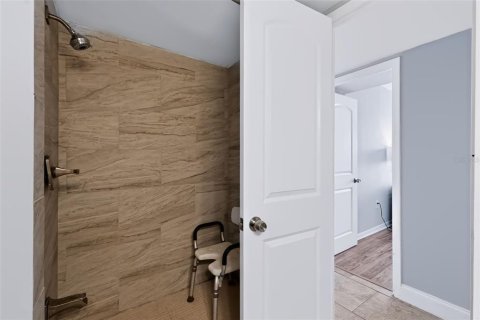Condo in Clearwater, Florida, 2 bedrooms  № 2380947 - photo 21