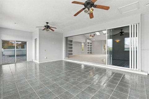 Villa ou maison à vendre à Port Charlotte, Floride: 3 chambres, 309.46 m2 № 2418531 - photo 27