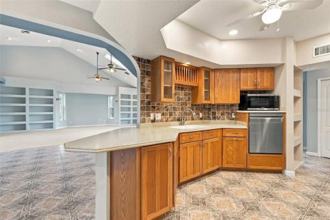 Villa ou maison à vendre à Port Charlotte, Floride: 3 chambres, 309.46 m2 № 2418531 - photo 14