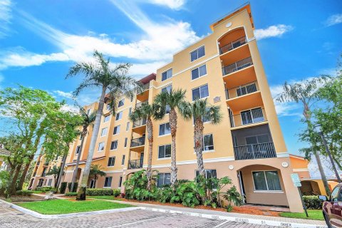 Condo in Hypoluxo, Florida, 2 bedrooms  № 2421585 - photo 3