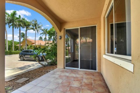 Condo in Hypoluxo, Florida, 2 bedrooms  № 2421585 - photo 28